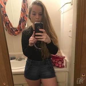 Meet your Posher, Nina